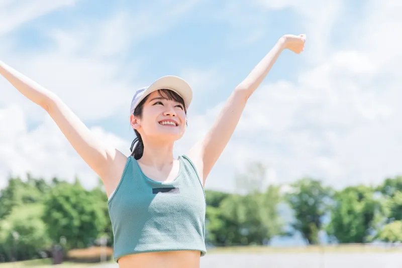 健康に喜ぶ女性